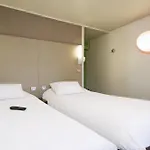 兰斯钟楼酒店