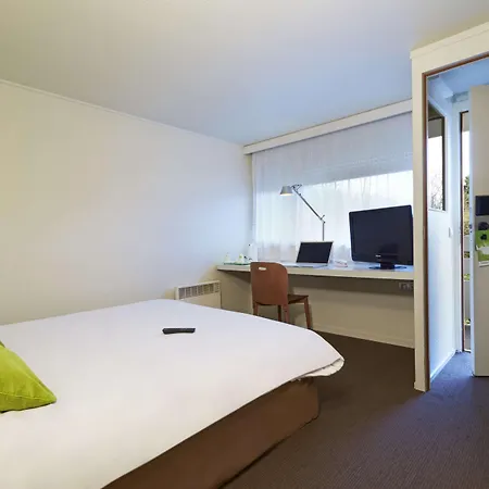 Campanile Hotel 3*