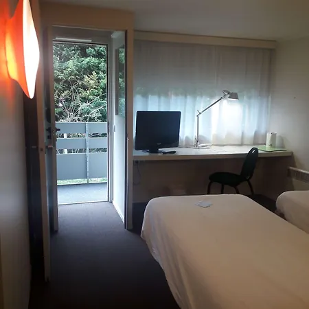 Campanile Hotel 3*