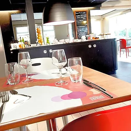 Campanile Hotel 3*