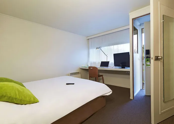Campanile Szálloda 3*